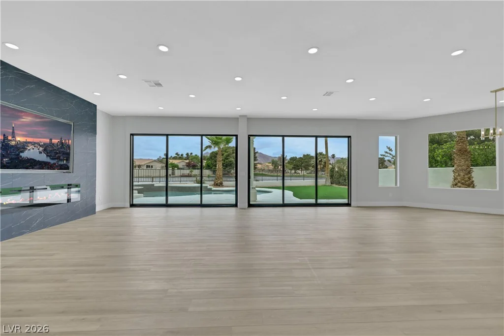 2589 Sun Reef, Las Vegas, NV 89128