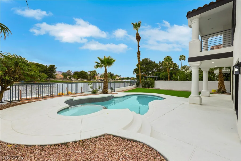 2589 Sun Reef, Las Vegas, NV 89128