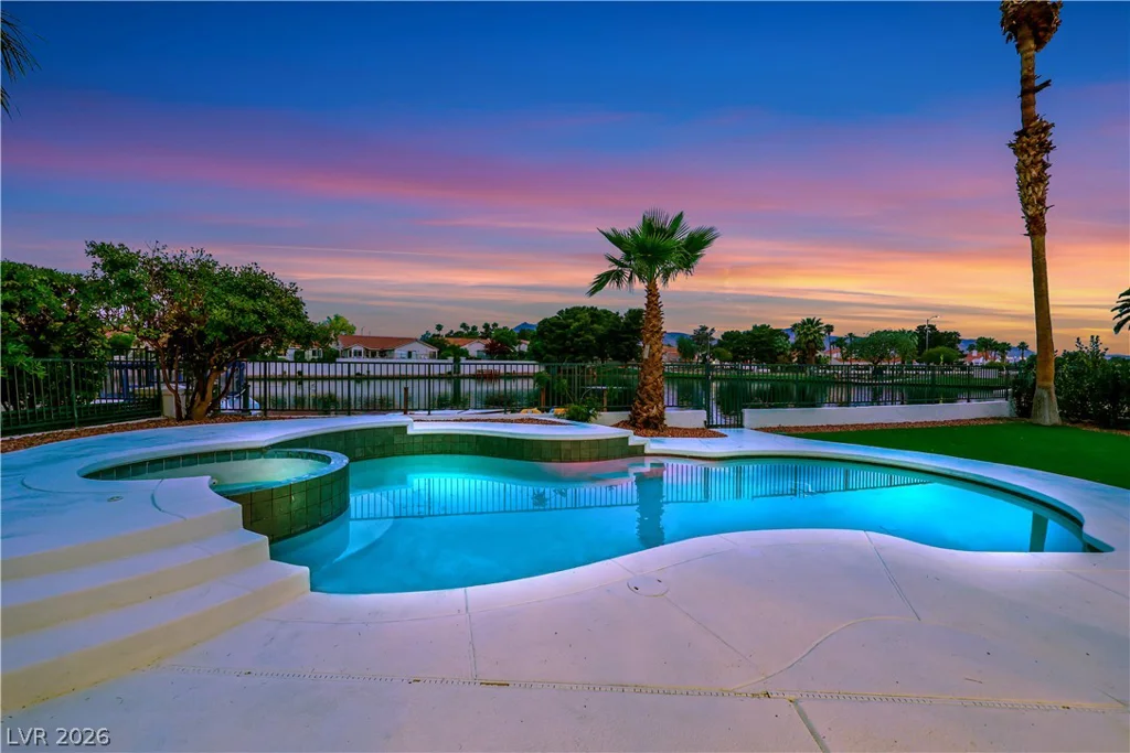 2589 Sun Reef, Las Vegas, NV 89128