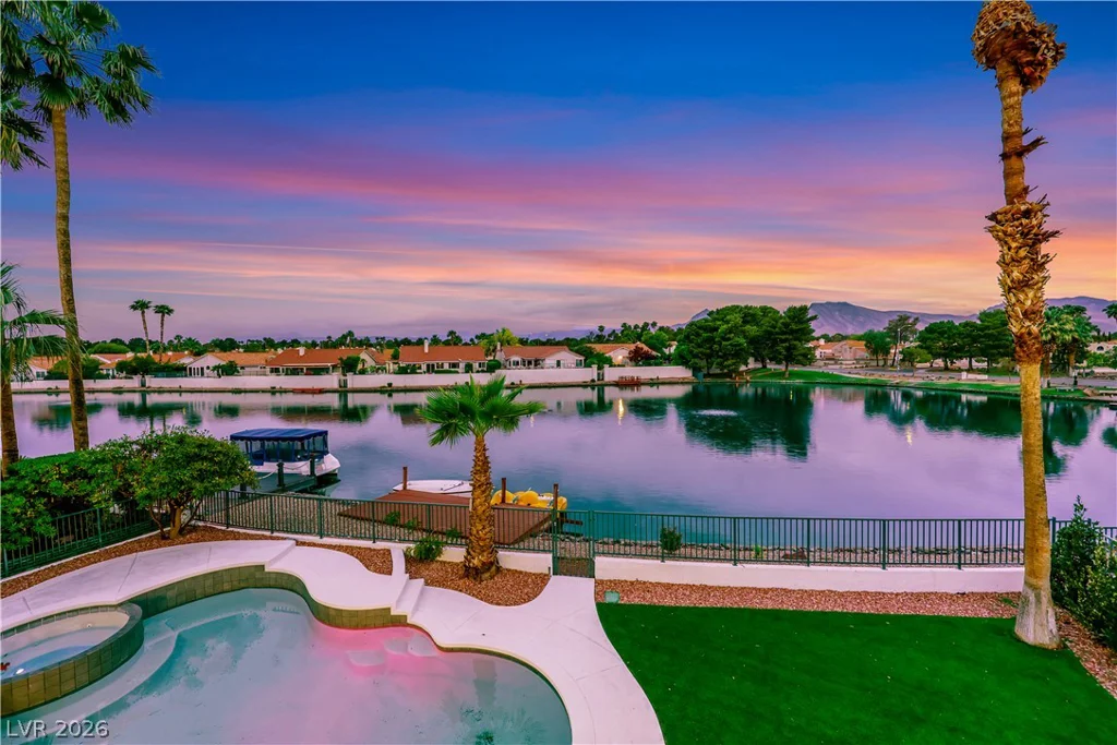 2589 Sun Reef, Las Vegas, NV 89128