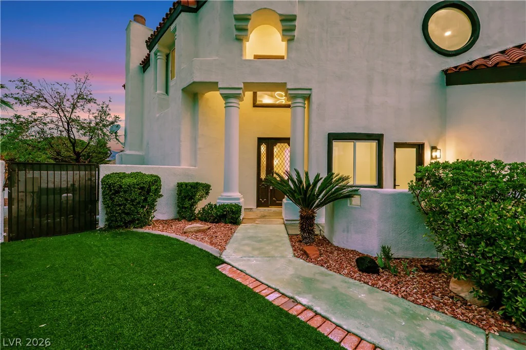 2589 Sun Reef, Las Vegas, NV 89128