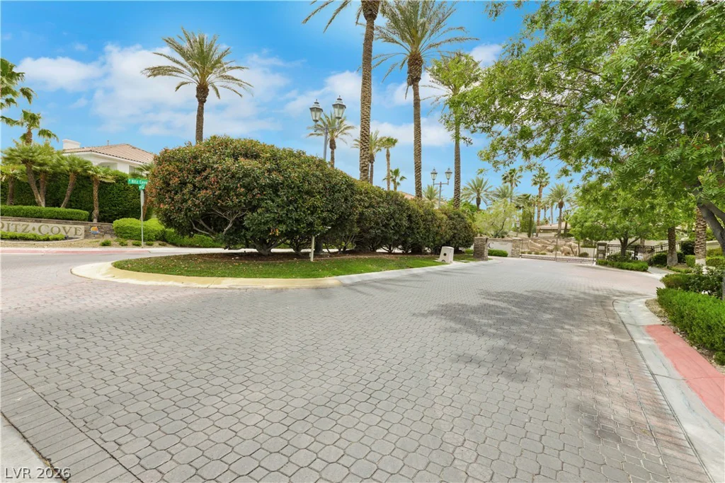 2589 Sun Reef, Las Vegas, NV 89128