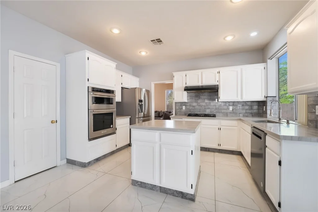 2324 Pinion Valley, Las Vegas, NV 89134