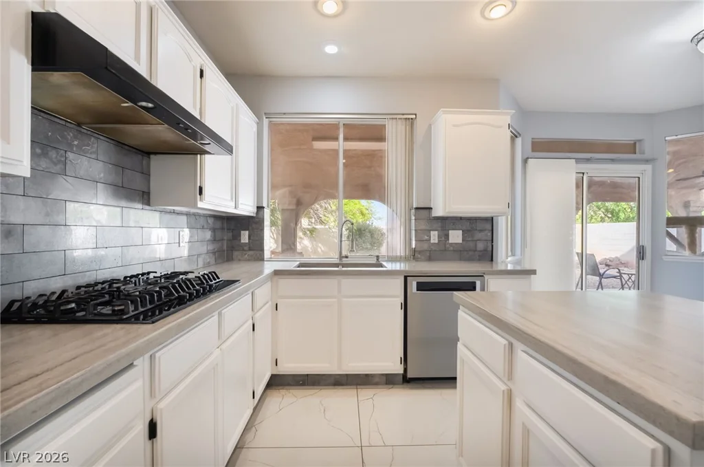 2324 Pinion Valley, Las Vegas, NV 89134