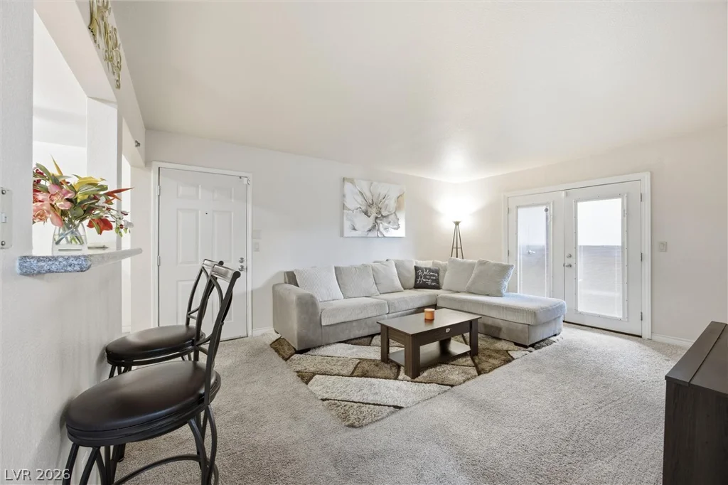 2451 Rainbow, Las Vegas, NV 89108