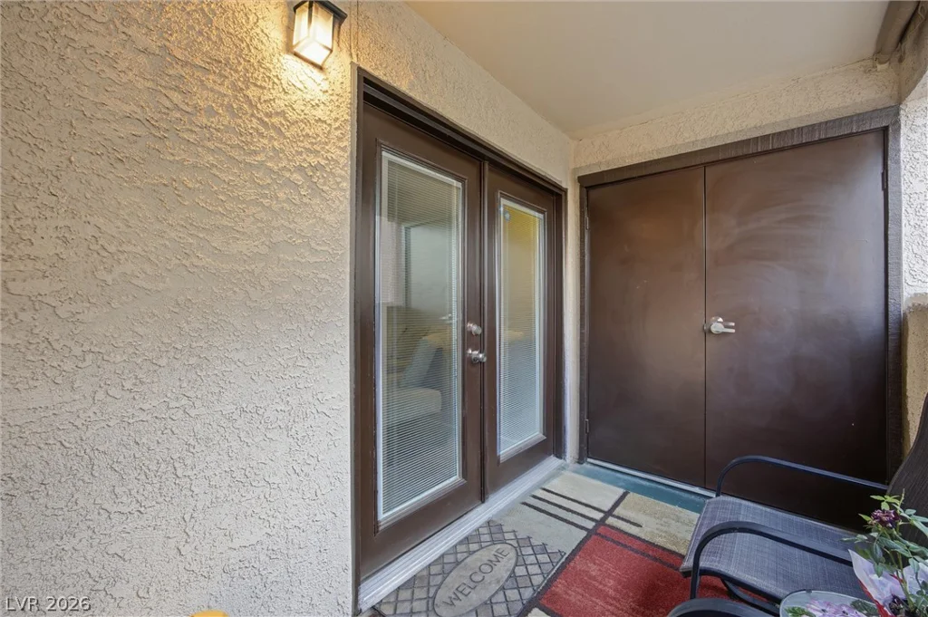 2451 Rainbow, Las Vegas, NV 89108