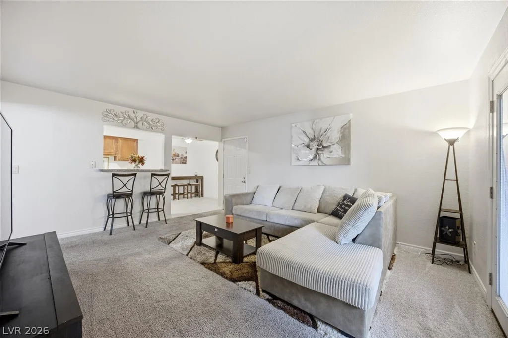2451 Rainbow, Las Vegas, NV 89108