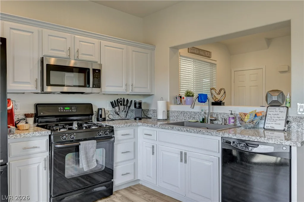 10725 Ackers, Henderson, NV 89052