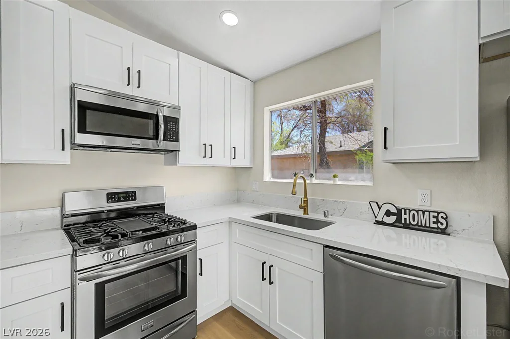 6411 Aclare, Las Vegas, NV 89118