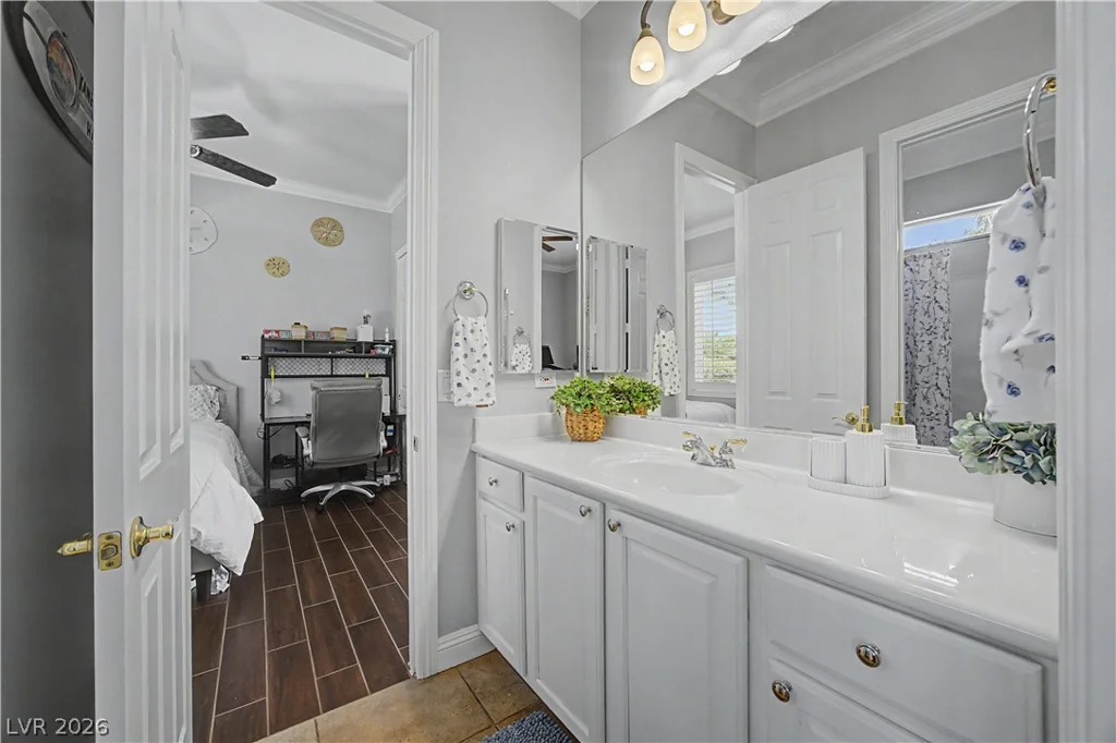 6891 GOOSE RIVER AVE, Las Vegas, NV 89131