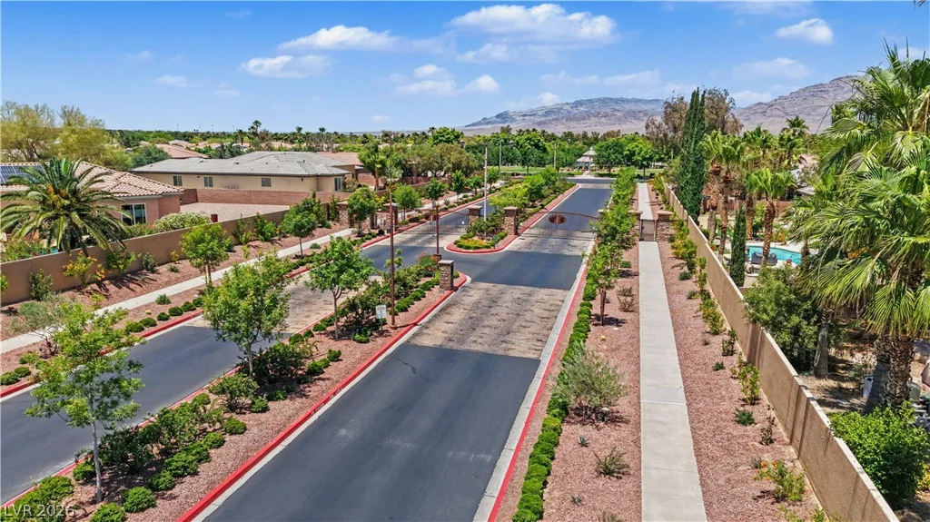 6891 GOOSE RIVER AVE, Las Vegas, NV 89131