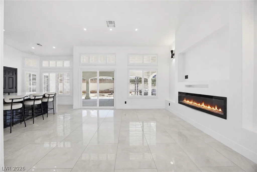 825 Royal Moon, Las Vegas, NV 89123