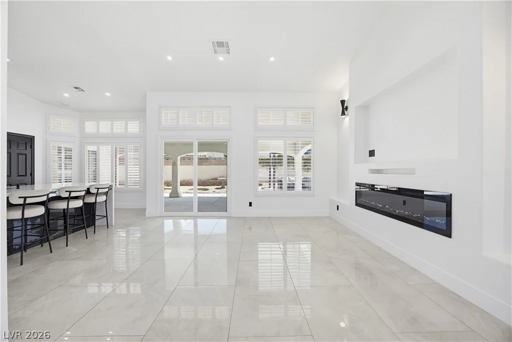 825 Royal Moon, Las Vegas, NV 89123