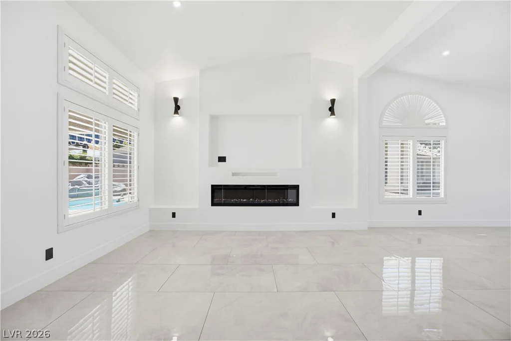 825 Royal Moon, Las Vegas, NV 89123