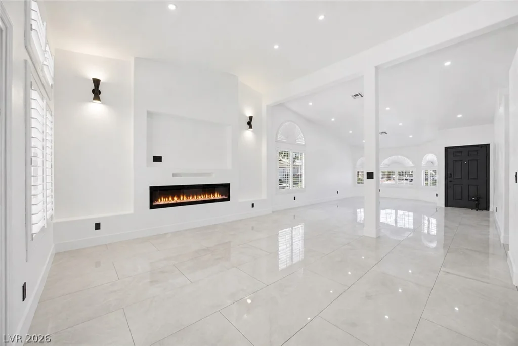 825 Royal Moon, Las Vegas, NV 89123