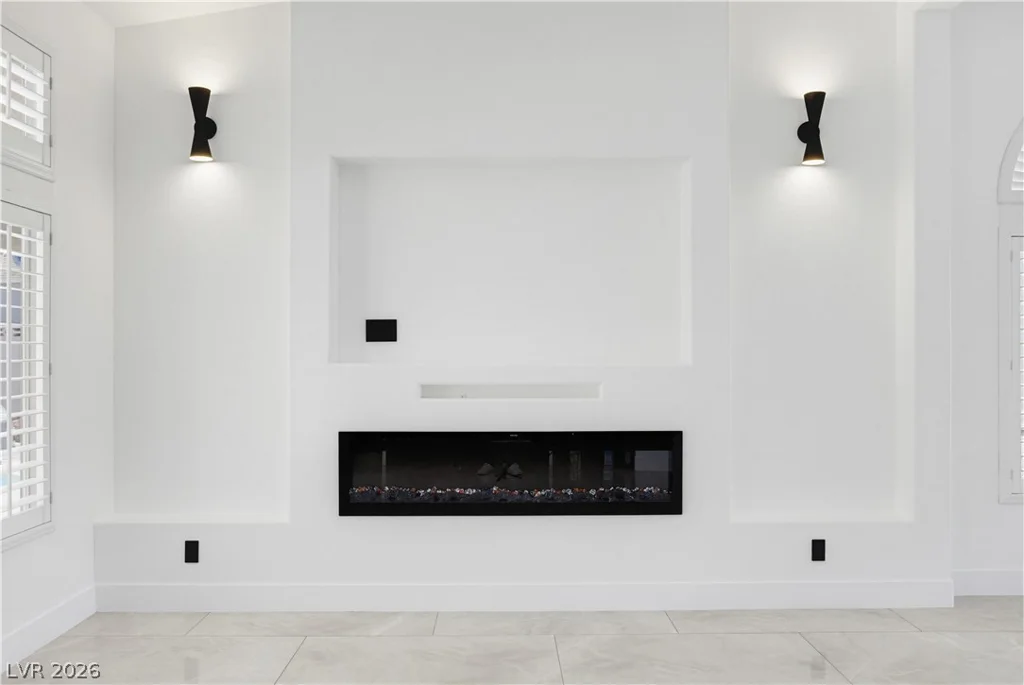 825 Royal Moon, Las Vegas, NV 89123