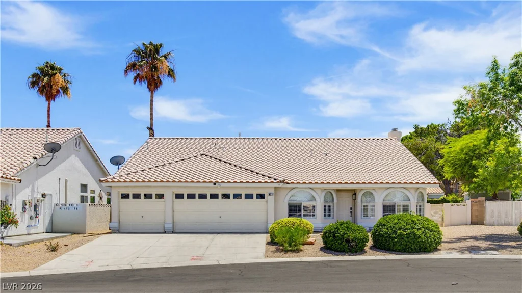 825 Royal Moon, Las Vegas, NV 89123