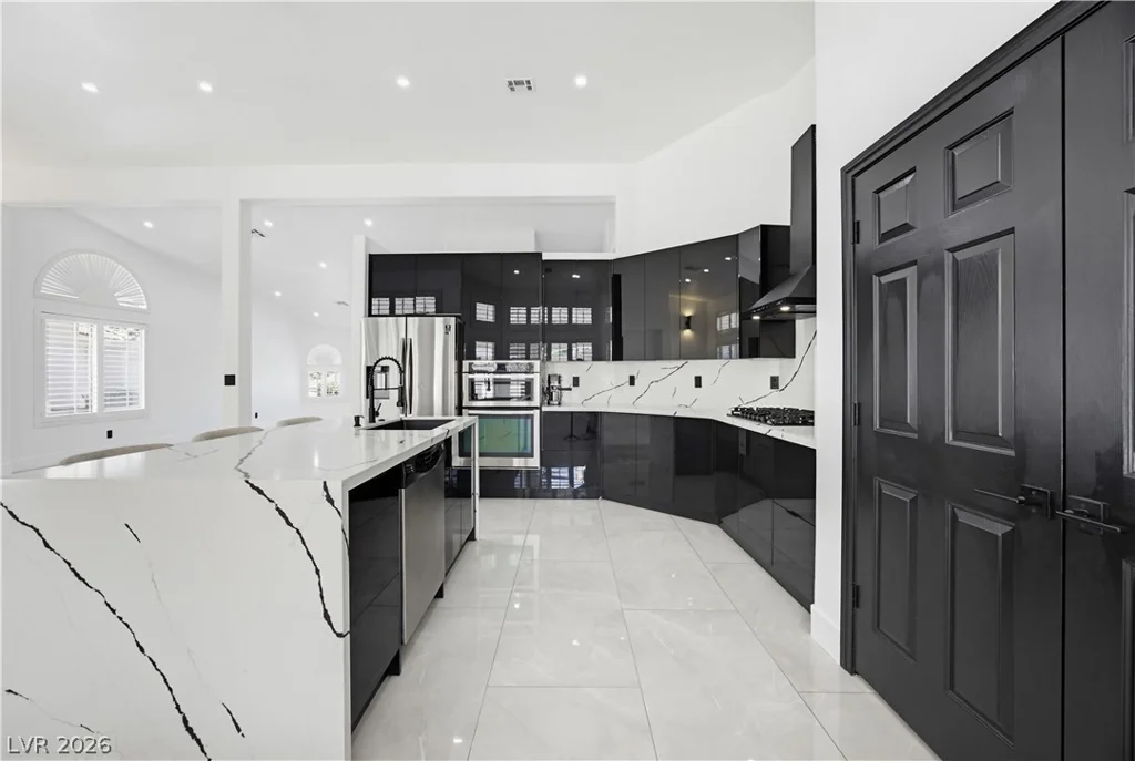 825 Royal Moon, Las Vegas, NV 89123