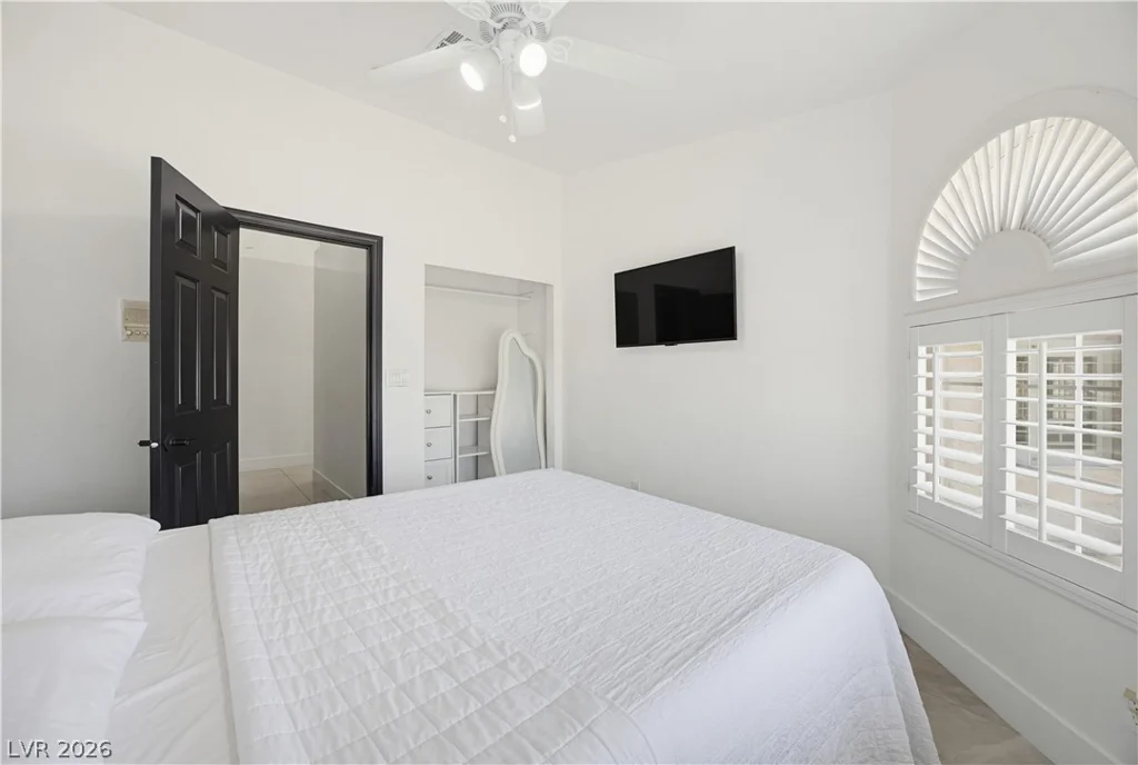 825 Royal Moon, Las Vegas, NV 89123