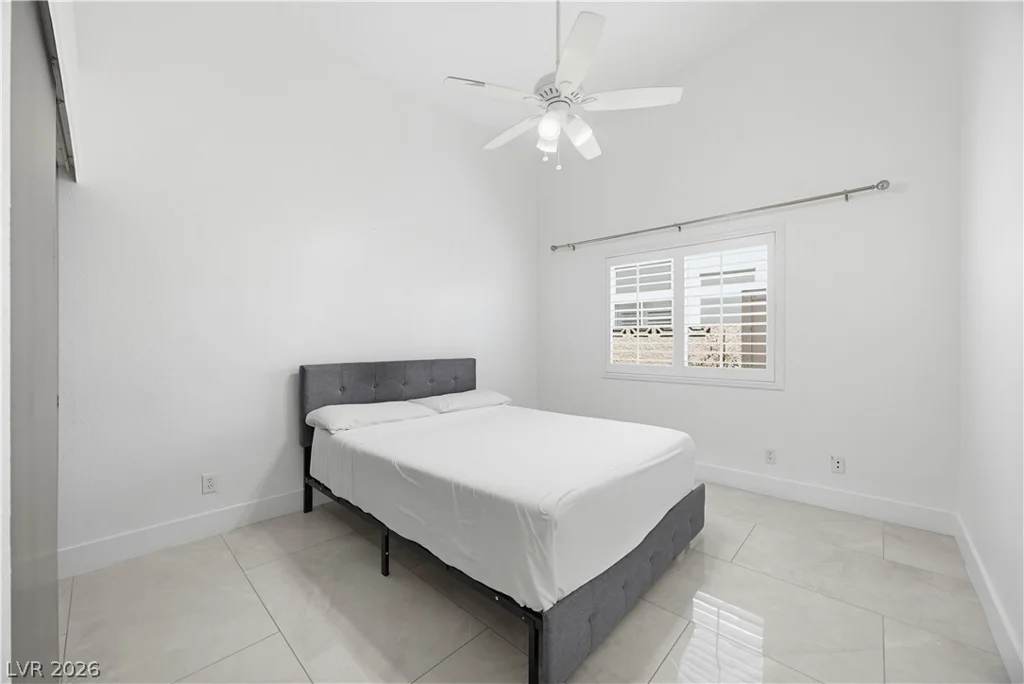 825 Royal Moon, Las Vegas, NV 89123