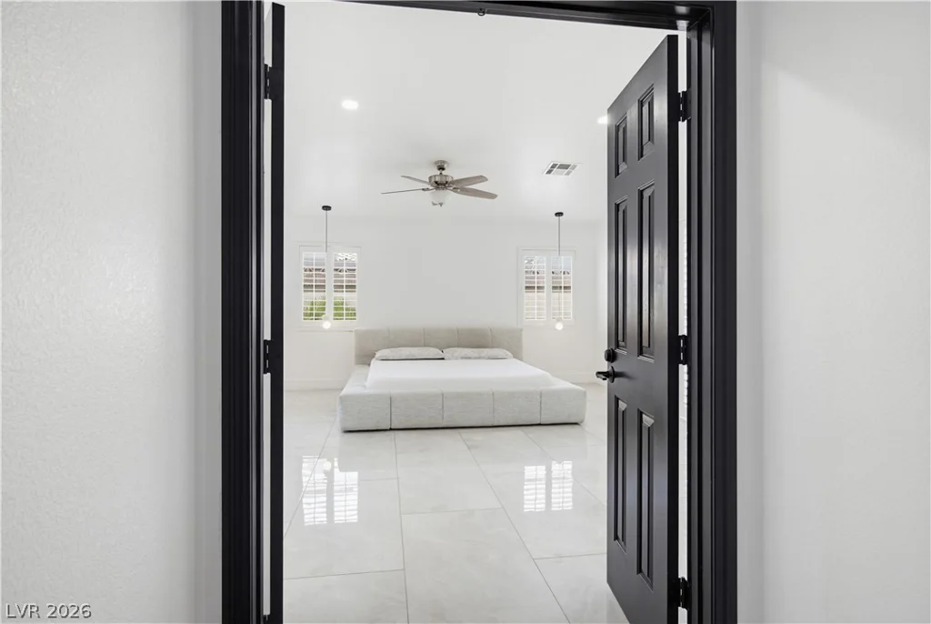 825 Royal Moon, Las Vegas, NV 89123