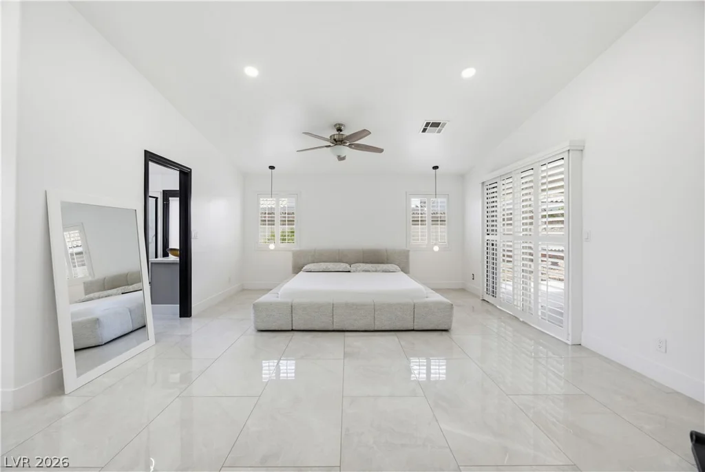 825 Royal Moon, Las Vegas, NV 89123