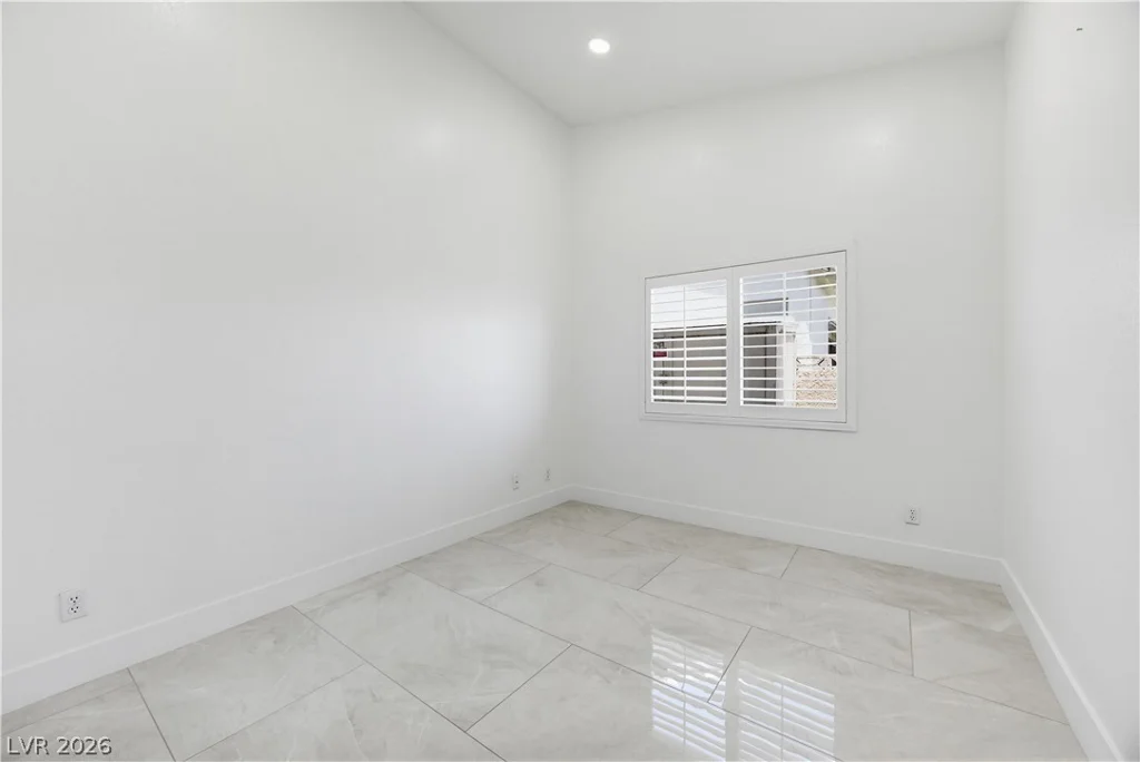 825 Royal Moon, Las Vegas, NV 89123