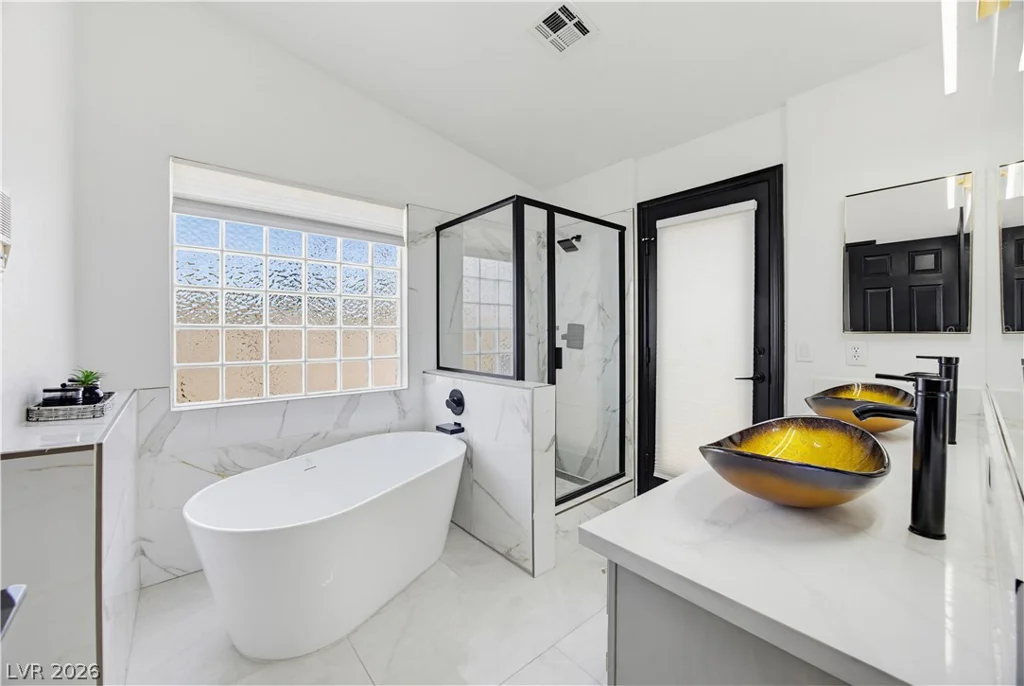 825 Royal Moon, Las Vegas, NV 89123