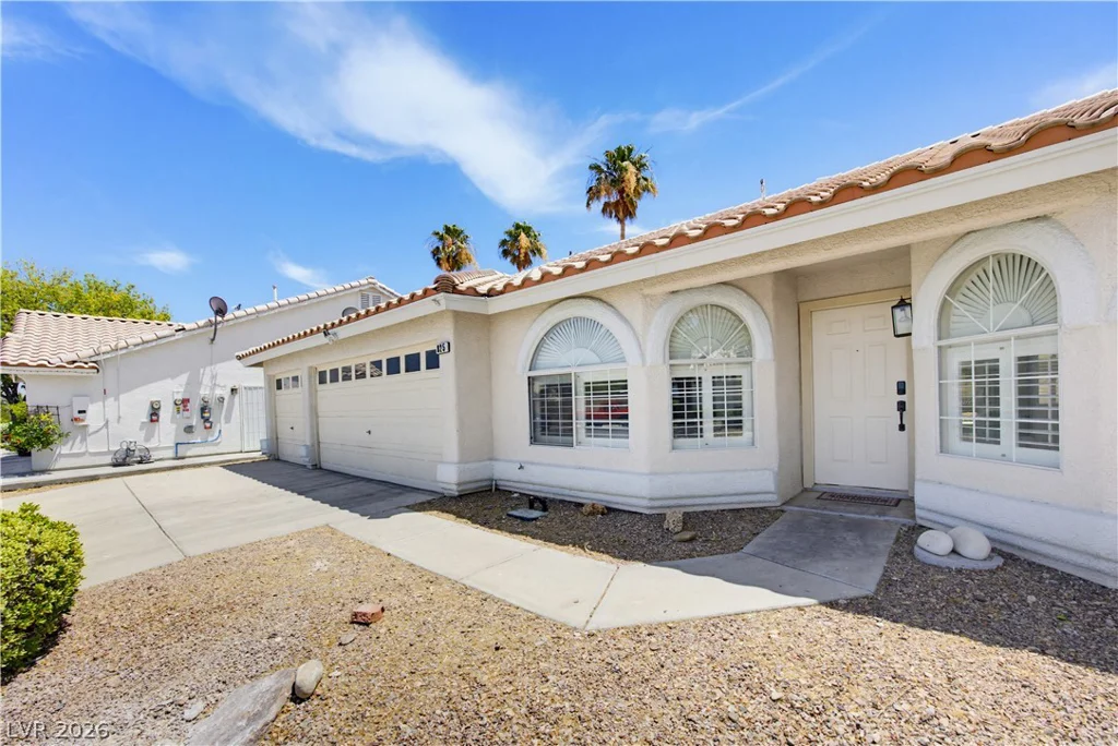 825 Royal Moon, Las Vegas, NV 89123
