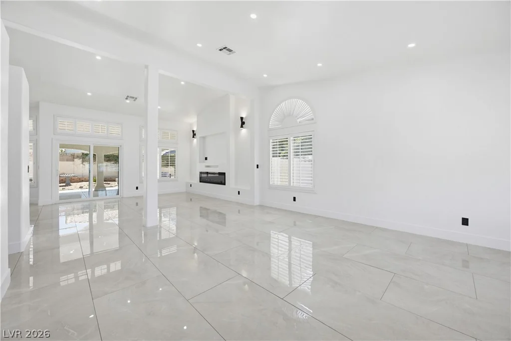 825 Royal Moon, Las Vegas, NV 89123
