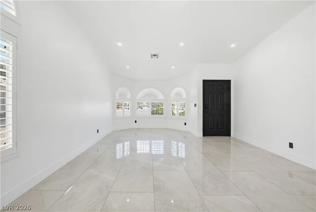 825 Royal Moon, Las Vegas, NV 89123