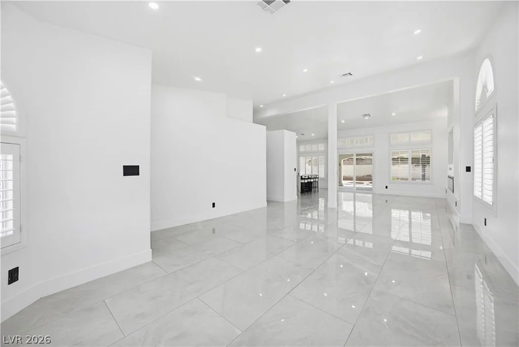 825 Royal Moon, Las Vegas, NV 89123