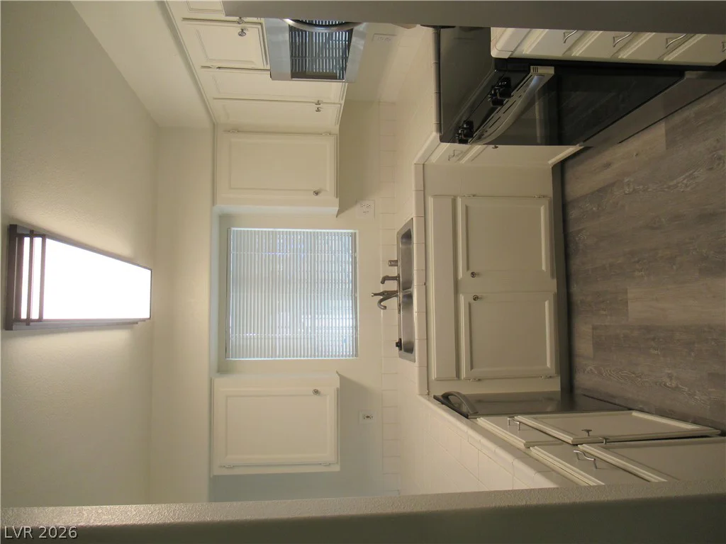2725 Nellis, Las Vegas, NV 89121