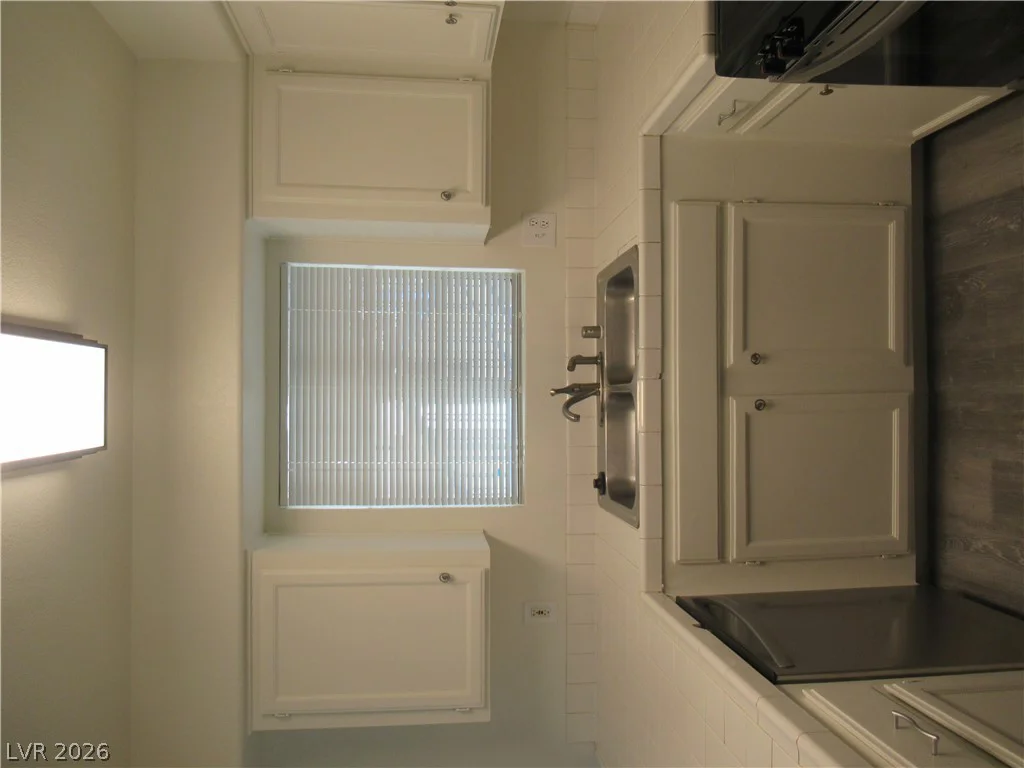 2725 Nellis, Las Vegas, NV 89121