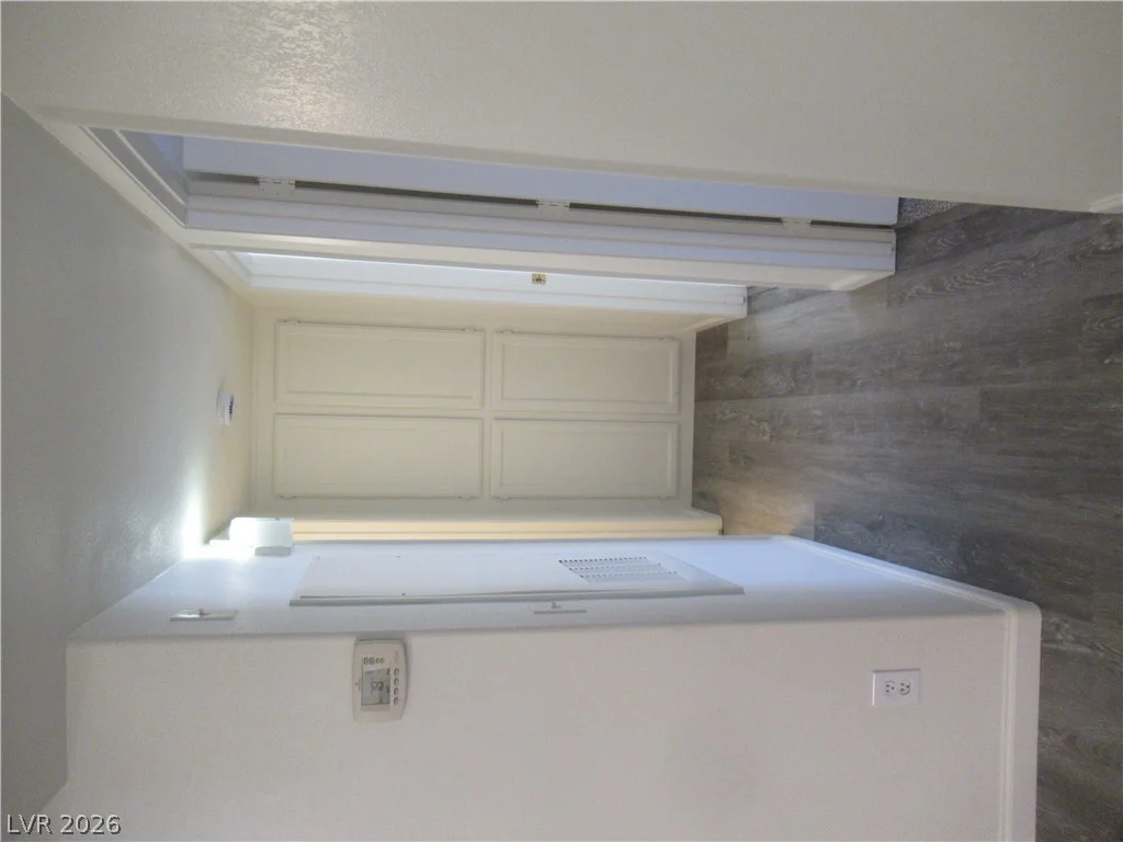 2725 Nellis, Las Vegas, NV 89121