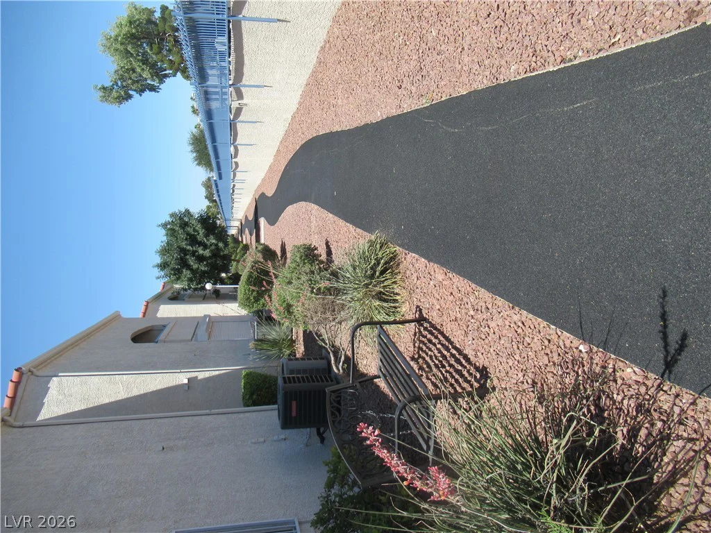 2725 Nellis, Las Vegas, NV 89121