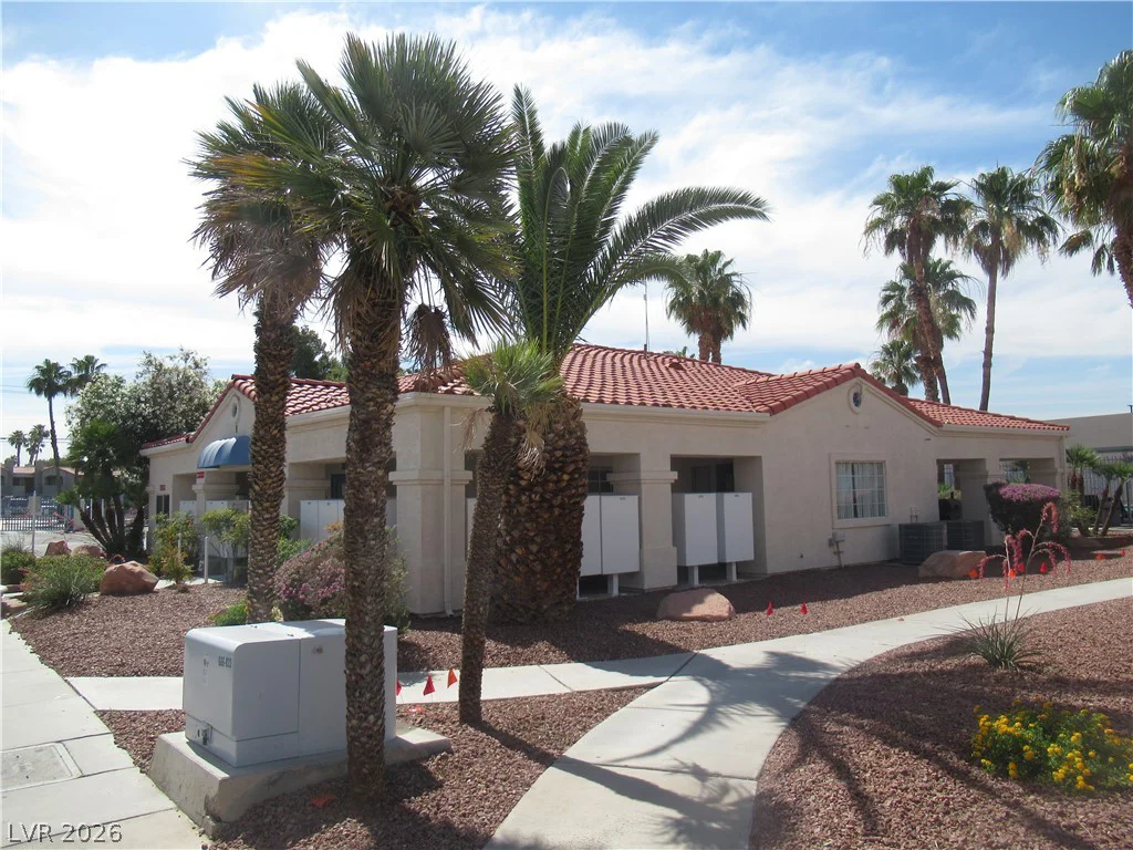 2725 Nellis, Las Vegas, NV 89121