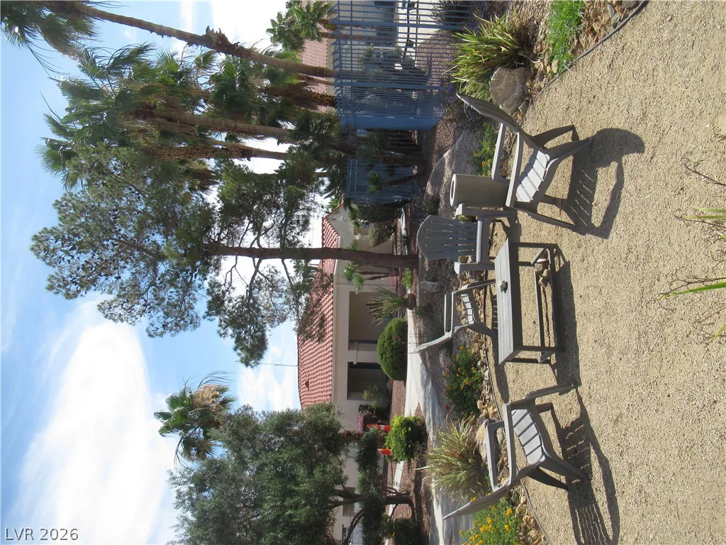 2725 Nellis, Las Vegas, NV 89121