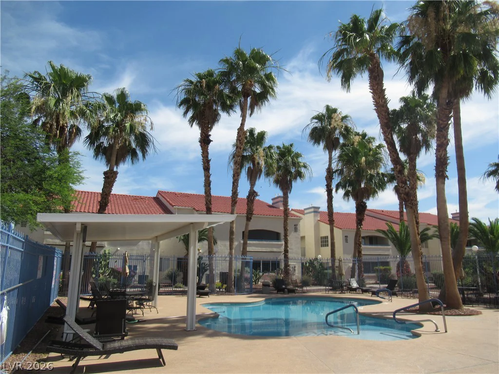 2725 Nellis, Las Vegas, NV 89121