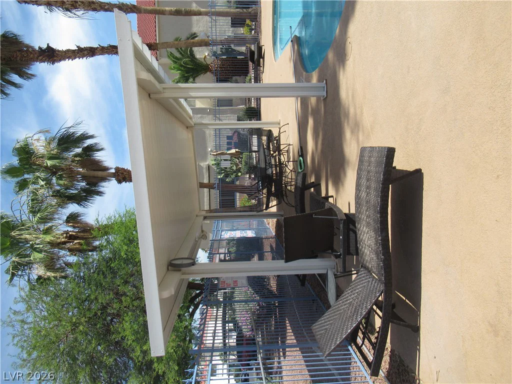 2725 Nellis, Las Vegas, NV 89121