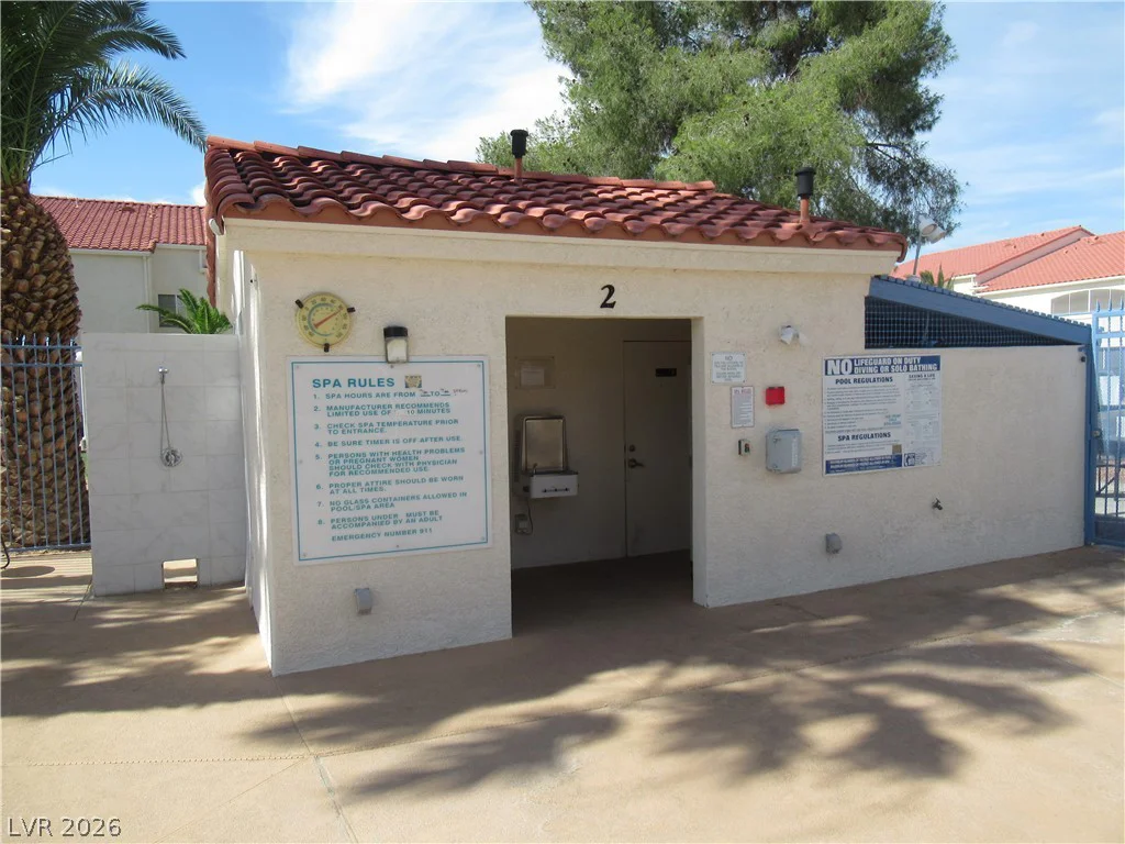 2725 Nellis, Las Vegas, NV 89121