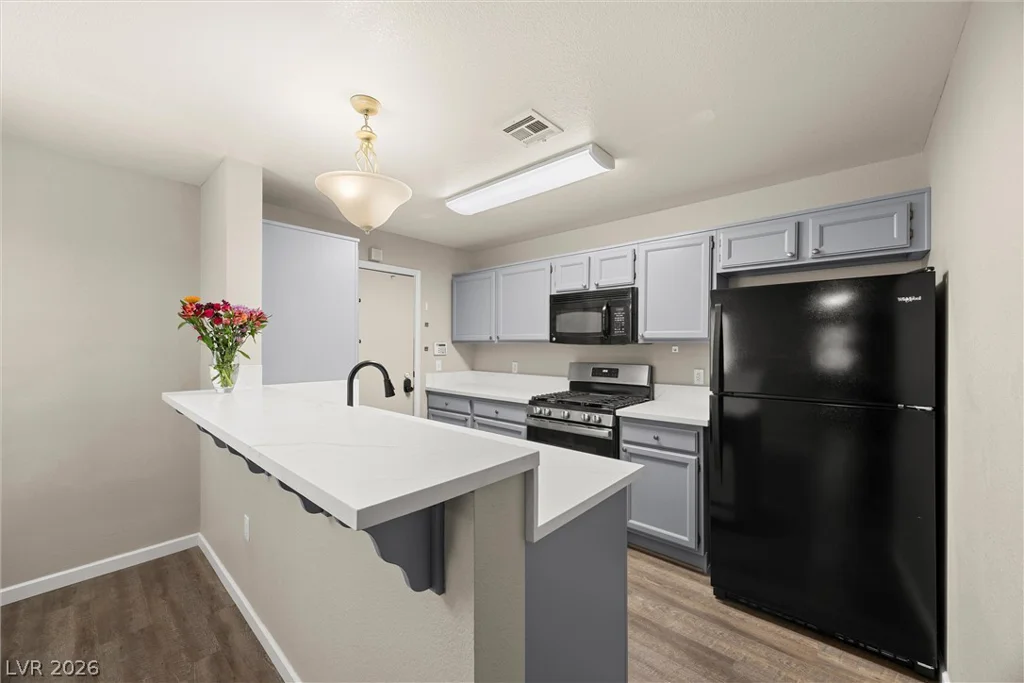 8452 Boseck, Las Vegas, NV 89145