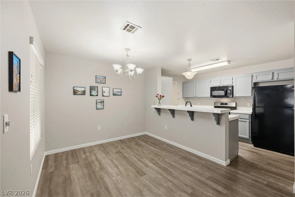 8452 Boseck, Las Vegas, NV 89145