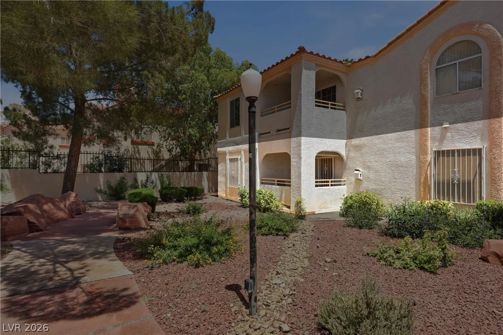 8452 Boseck, Las Vegas, NV 89145