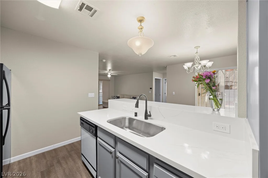 8452 Boseck, Las Vegas, NV 89145