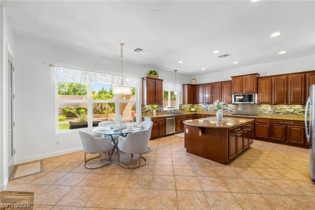 6908 May Basket, Las Vegas, NV 89131