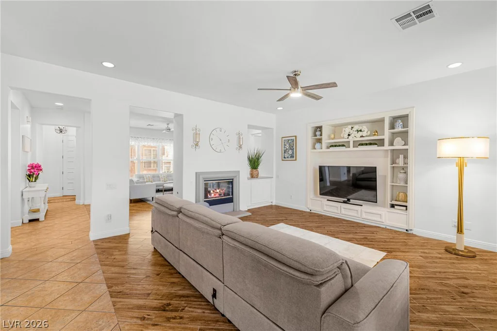6908 May Basket, Las Vegas, NV 89131