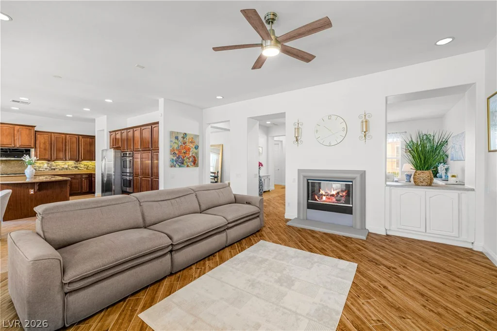 6908 May Basket, Las Vegas, NV 89131