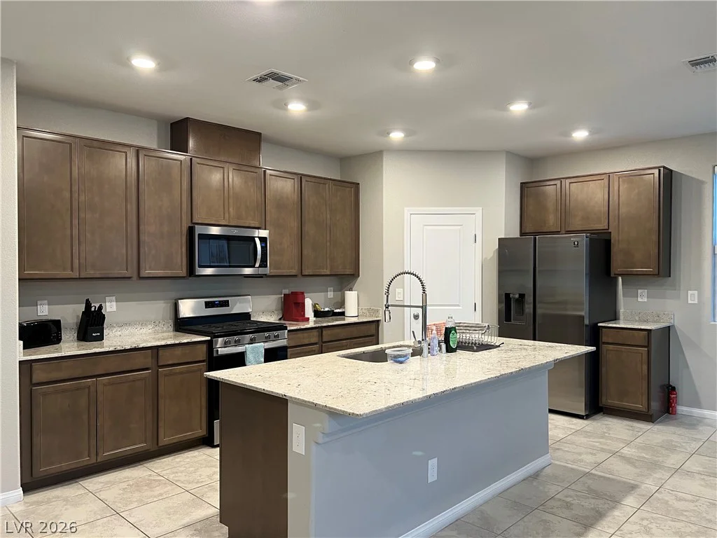 7003 Ford, Las Vegas, NV 89113