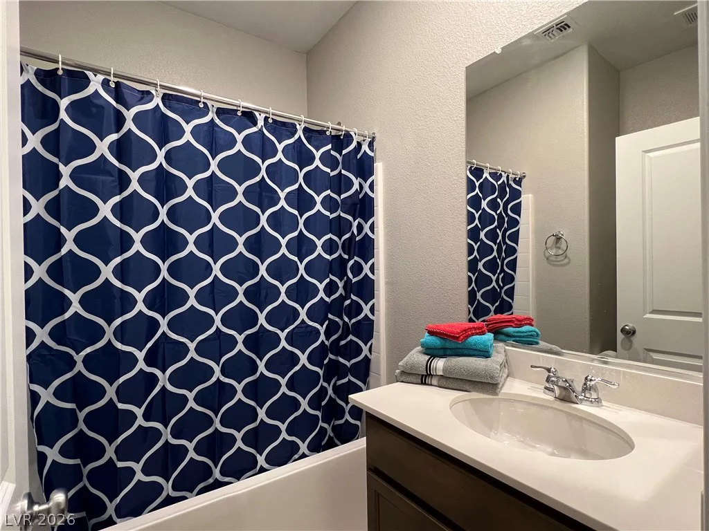 7003 Ford, Las Vegas, NV 89113
